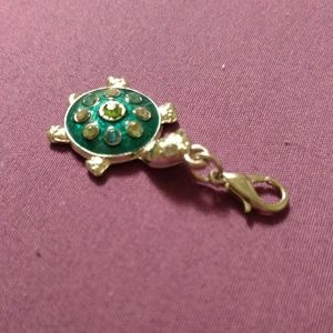 Turtle charm
